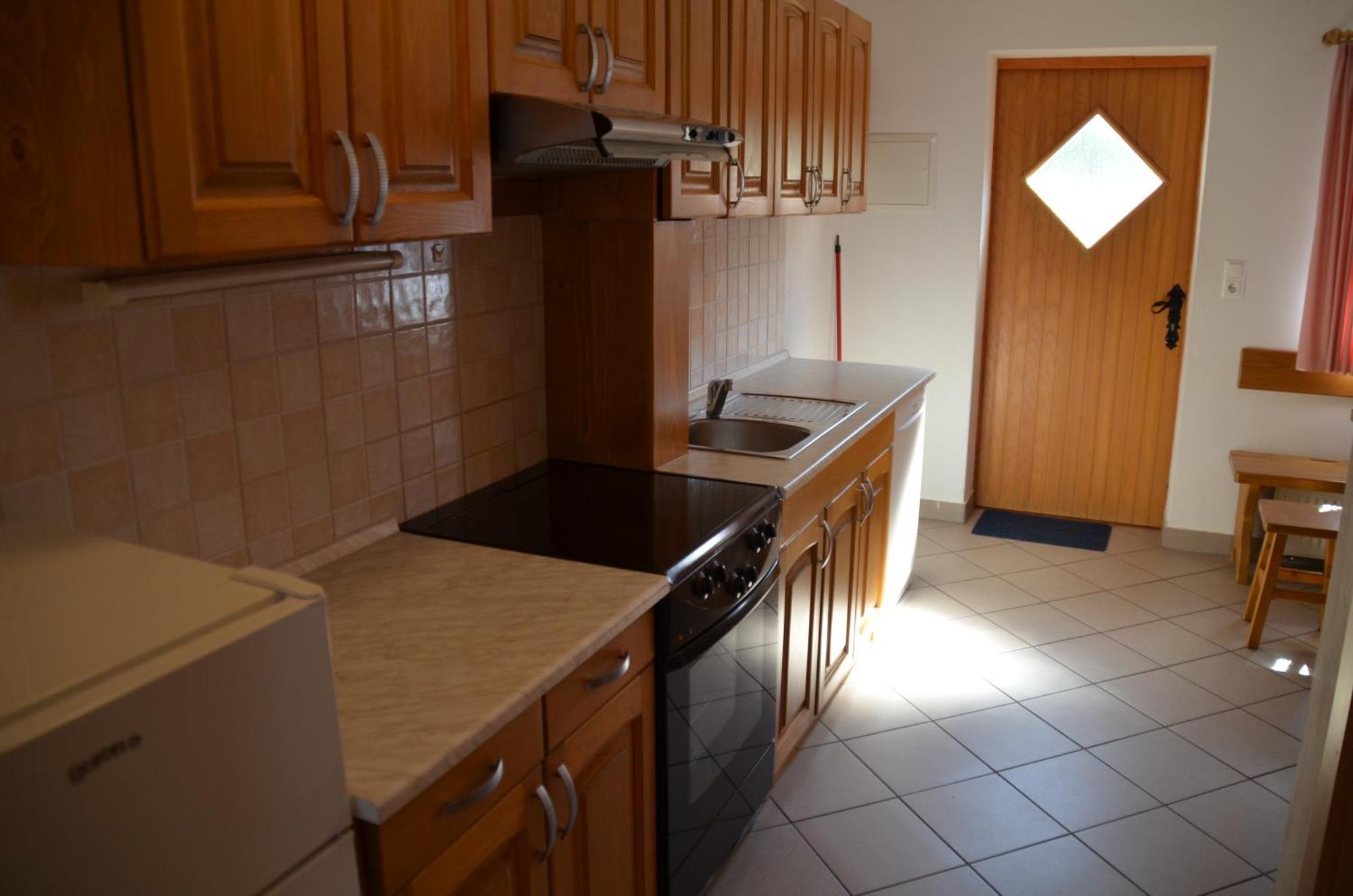 Apartmaji Srnca Церкно Экстерьер фото