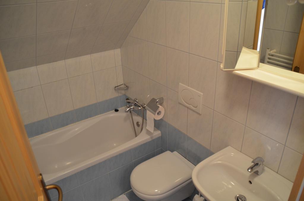 Apartmaji Srnca Церкно Экстерьер фото